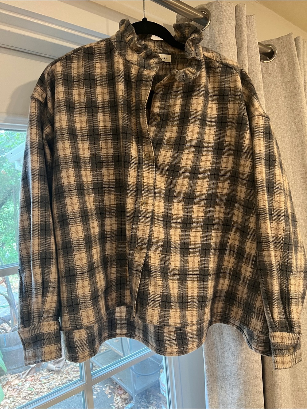 Ruffle Neck Plaid Button-Front Flannel Heavy Soft Oversized in Beige and Gray